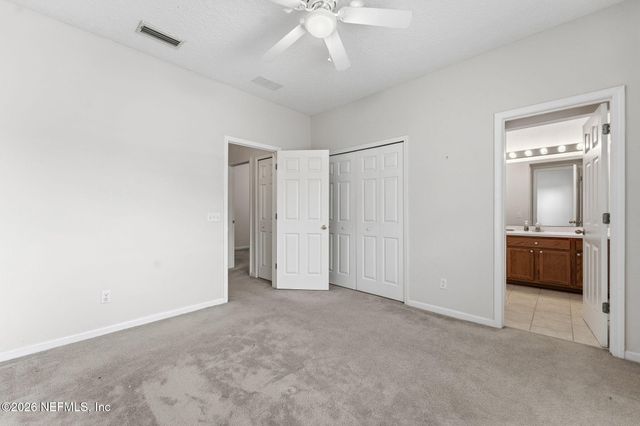 1725 FOREST LAKE Circle 3, Jacksonville, FL 32225