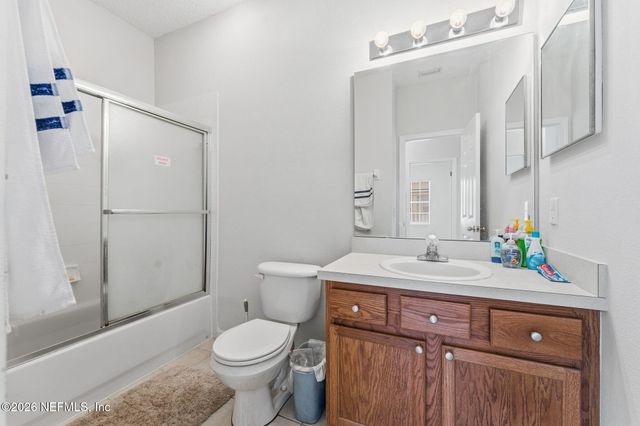 1725 FOREST LAKE Circle 3, Jacksonville, FL 32225