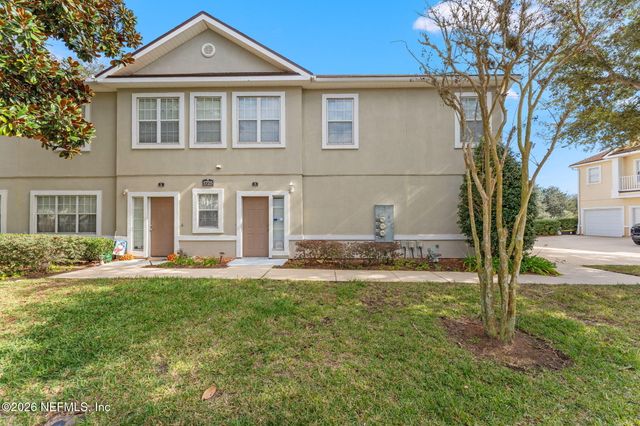 1725 FOREST LAKE Circle 3, Jacksonville, FL 32225
