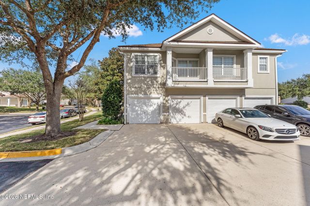 1725 FOREST LAKE Circle 3, Jacksonville, FL 32225