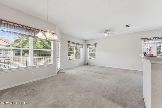 1725 FOREST LAKE Circle 3, Jacksonville, FL 32225