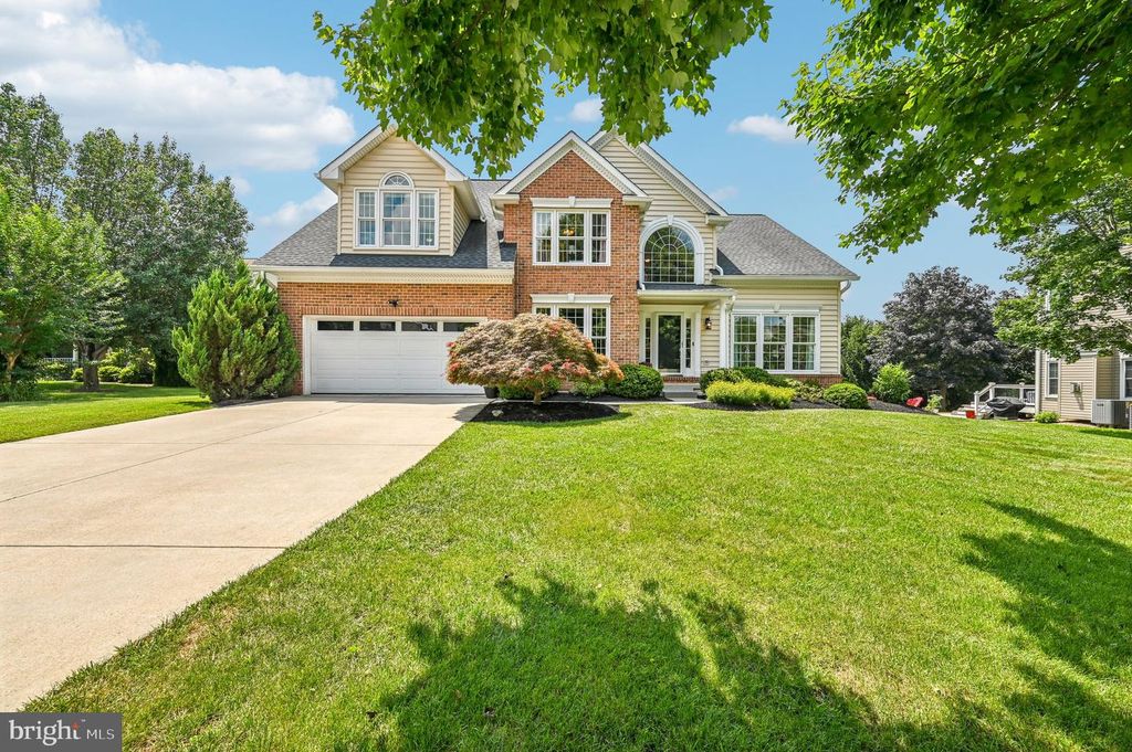606 FIRETHORN CT, Mount Airy, MD 21771