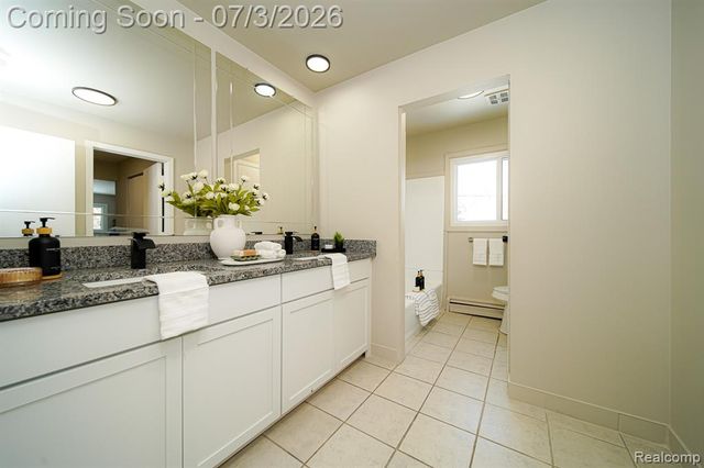 6578 Greene Haven Drive, Clarkston, MI 48348