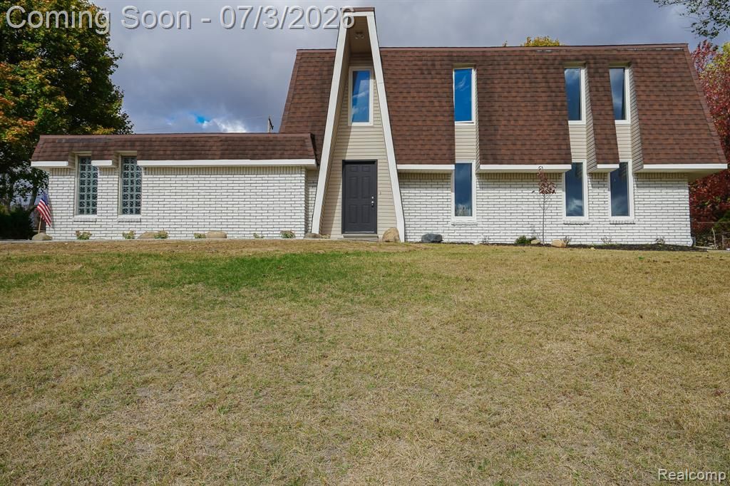 6578 Greene Haven Drive, Clarkston, MI 48348