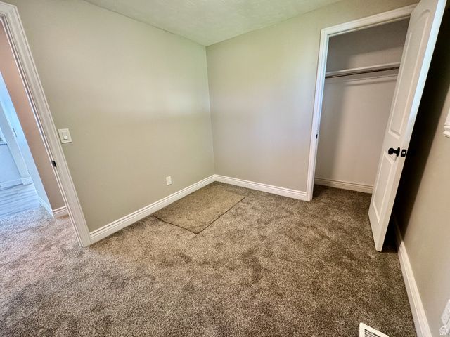 1105 MALA DR, Layton, UT 84041