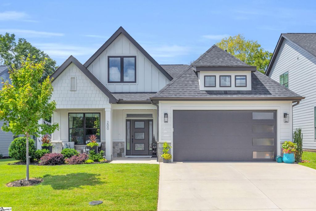 200 Waterville Way, Simpsonville, SC 29681