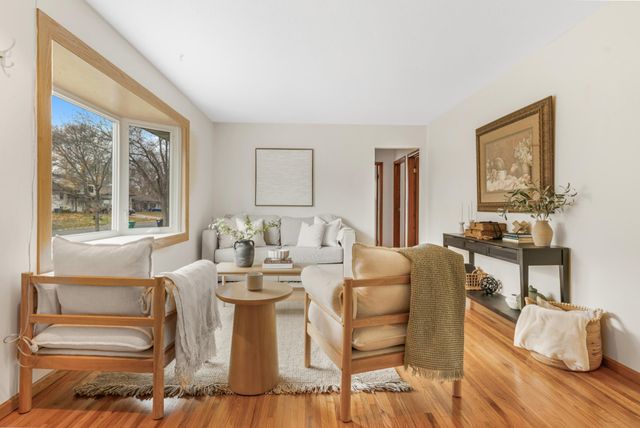 2633 103rd Avenue NW, Coon Rapids, MN 55433