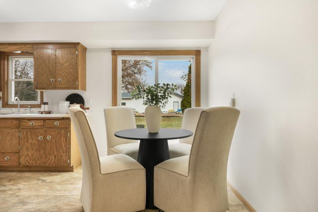 2633 103rd Avenue NW, Coon Rapids, MN 55433