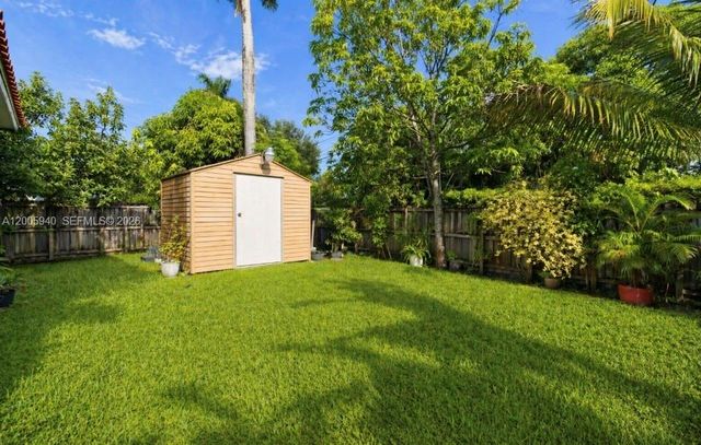 795 NE 146th St, North Miami, FL 33161