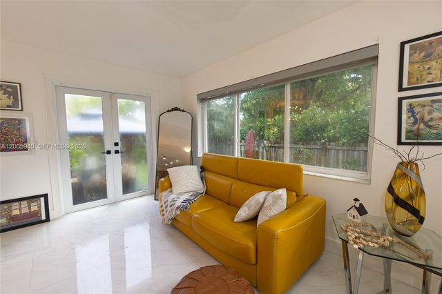 795 NE 146th St, North Miami, FL 33161