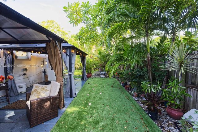 795 NE 146th St, North Miami, FL 33161