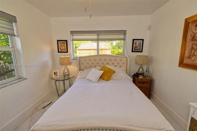 795 NE 146th St, North Miami, FL 33161