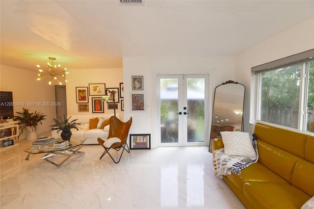 795 NE 146th St, North Miami, FL 33161