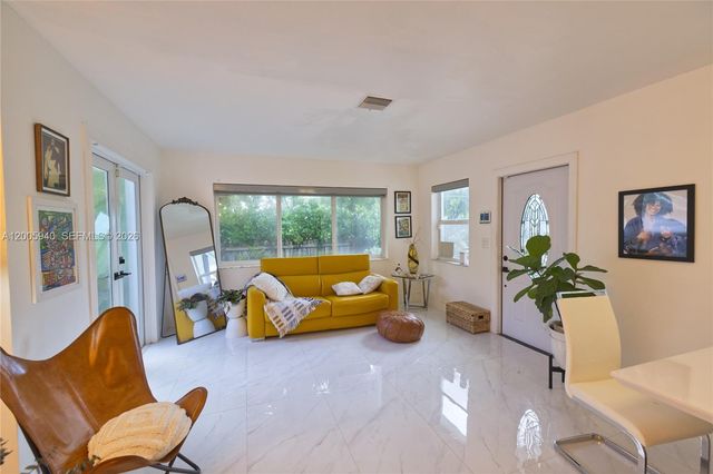 795 NE 146th St, North Miami, FL 33161