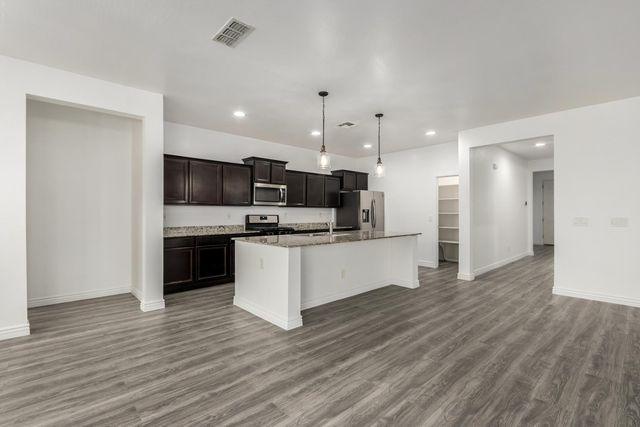 1035 W Carlsbad Drive, San Tan Valley, AZ 85140