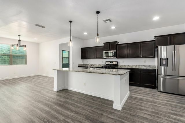 1035 W Carlsbad Drive, San Tan Valley, AZ 85140