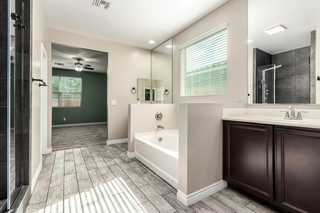 1035 W Carlsbad Drive, San Tan Valley, AZ 85140