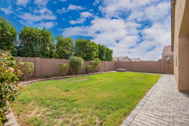 1035 W Carlsbad Drive, San Tan Valley, AZ 85140