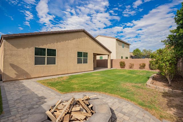 1035 W Carlsbad Drive, San Tan Valley, AZ 85140