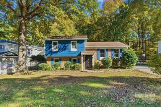 814 Dobson Drive, Charlotte, NC 28213