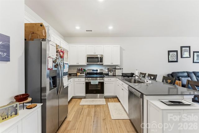 2629 Ruby Dixon Crossing Drive, Gastonia, NC 28056