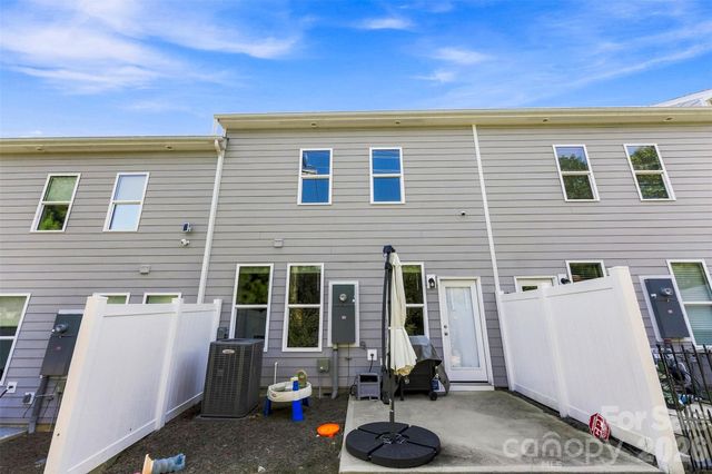 2629 Ruby Dixon Crossing Drive, Gastonia, NC 28056