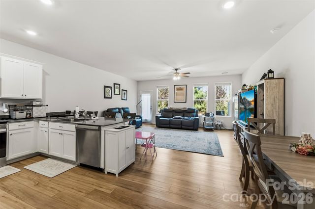 2629 Ruby Dixon Crossing Drive, Gastonia, NC 28056