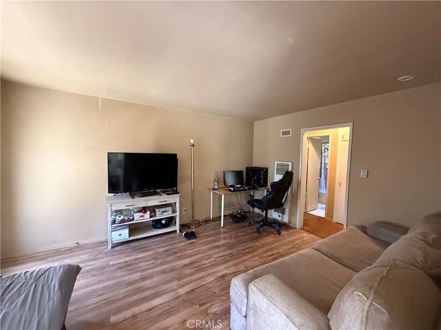 2608 Armacost, Los Angeles, CA 90064