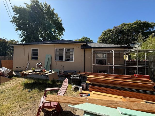 2608 Armacost, Los Angeles, CA 90064