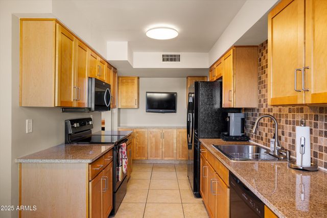 3600 N 5TH Avenue 302, Phoenix, AZ 85013