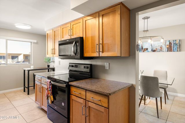 3600 N 5TH Avenue 302, Phoenix, AZ 85013