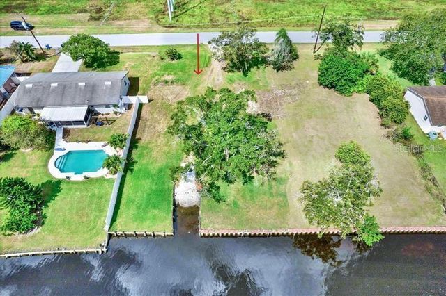 9924 PENINSULAR DRIVE, Gibsonton, FL 33534