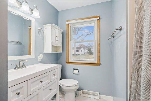 50 27th Avenue Drive SW, Cedar Rapids, IA 52404