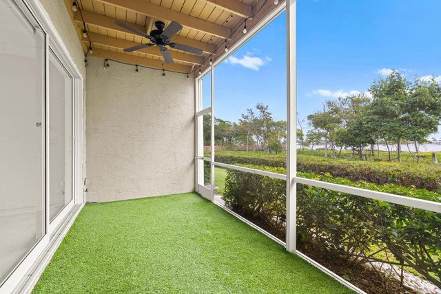 88 N Lakeshore Drive, Hypoluxo, FL 33462