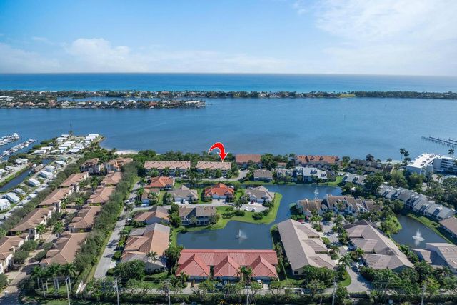 88 N Lakeshore Drive, Hypoluxo, FL 33462