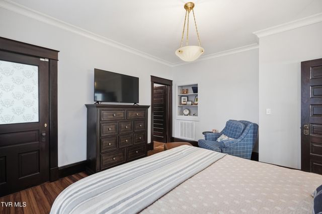 406 East Cutler Street, Greeneville, TN 37743