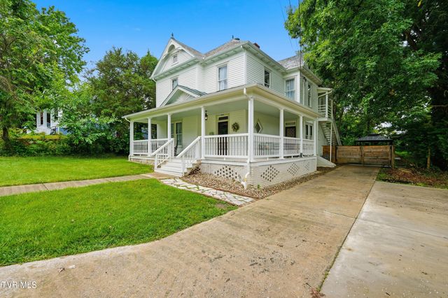 406 East Cutler Street, Greeneville, TN 37743
