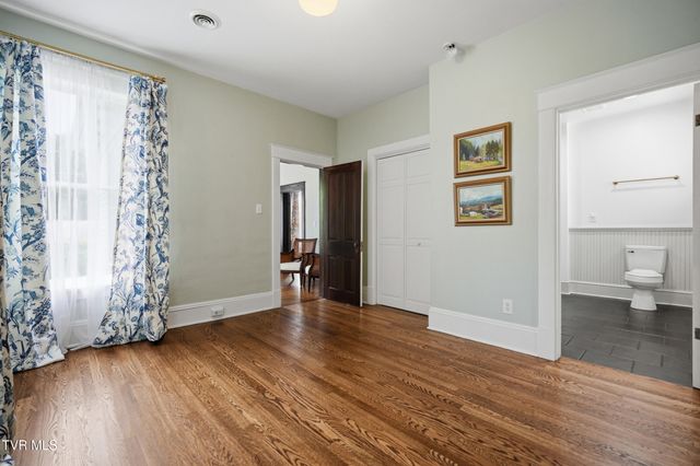 406 East Cutler Street, Greeneville, TN 37743
