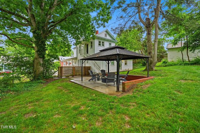 406 East Cutler Street, Greeneville, TN 37743