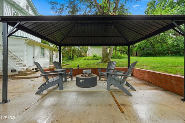 406 East Cutler Street, Greeneville, TN 37743