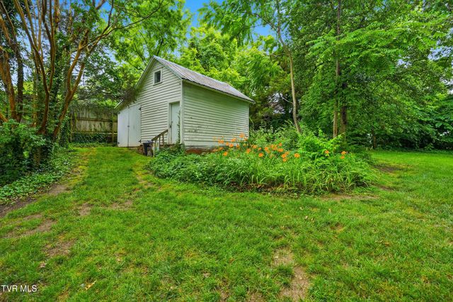 406 East Cutler Street, Greeneville, TN 37743