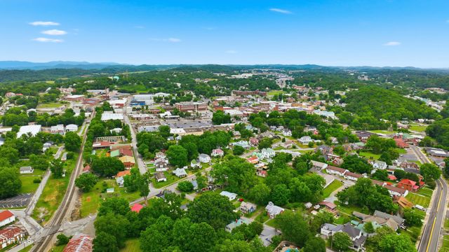 406 East Cutler Street, Greeneville, TN 37743