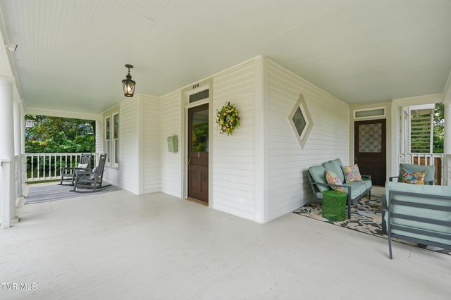 406 East Cutler Street, Greeneville, TN 37743