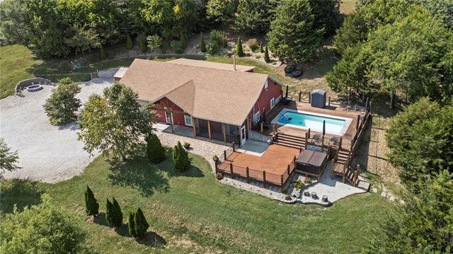 28818 W 303rd Street, Paola, KS 66071