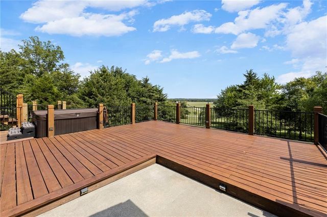 28818 W 303rd Street, Paola, KS 66071