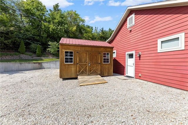 28818 W 303rd Street, Paola, KS 66071