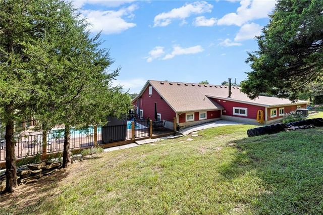 28818 W 303rd Street, Paola, KS 66071