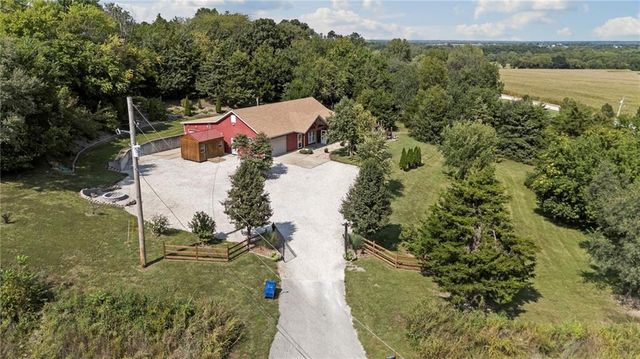 28818 W 303rd Street, Paola, KS 66071
