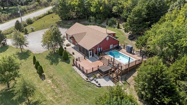 28818 W 303rd Street, Paola, KS 66071