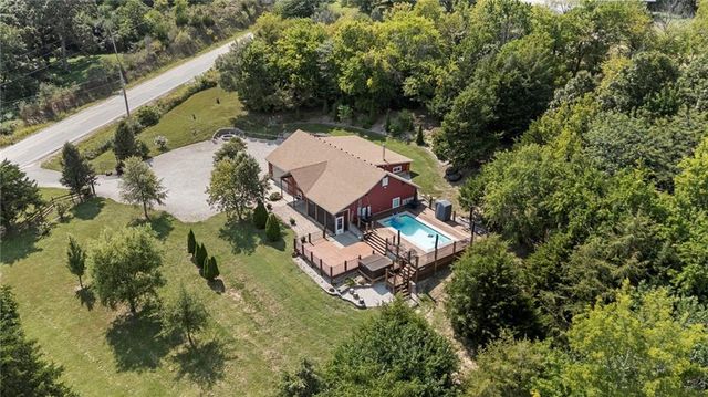 28818 W 303rd Street, Paola, KS 66071